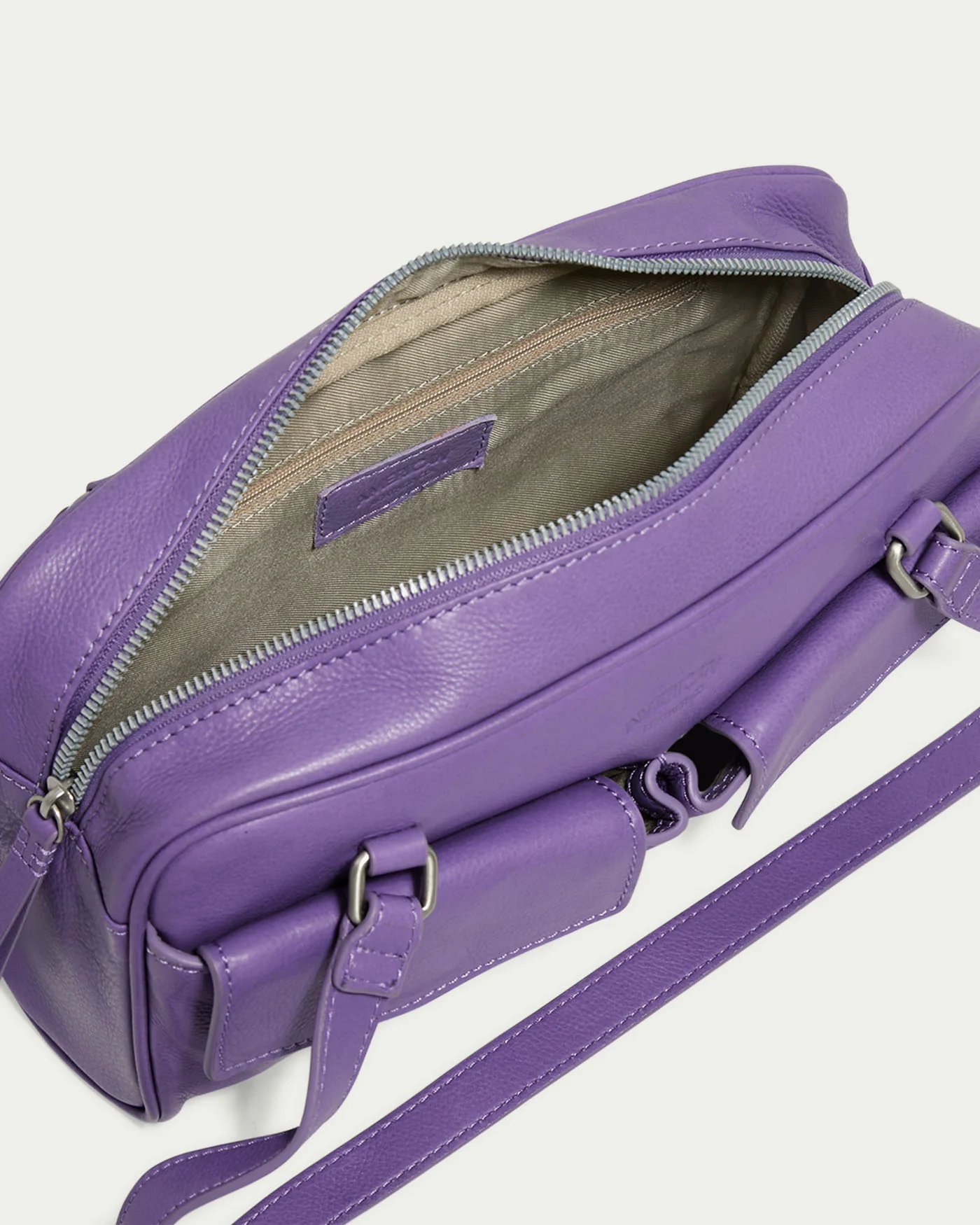 Aspen Multi Pocket Shoulder Bag - Image 16