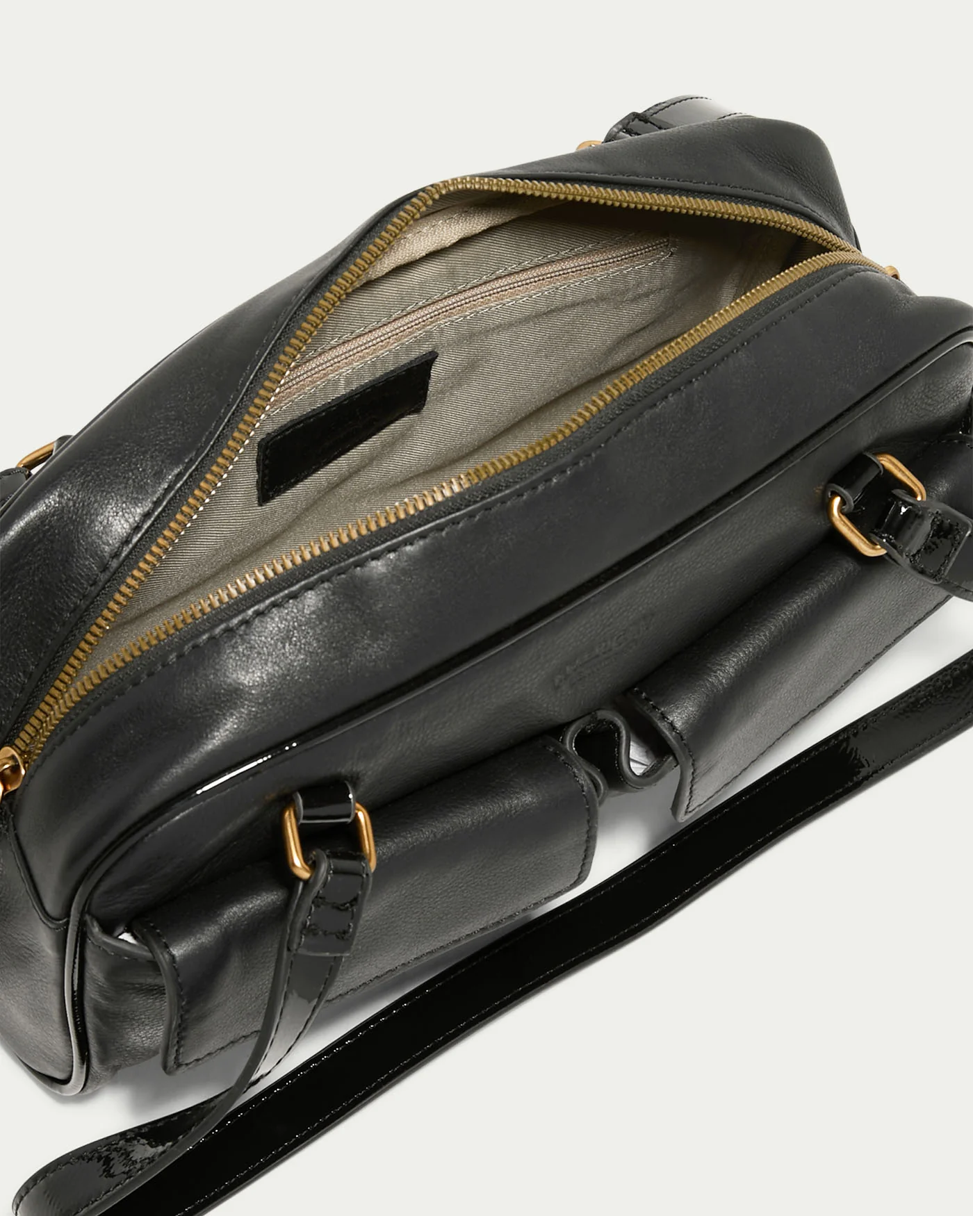 Aspen Multi Pocket Shoulder Bag - Image 5