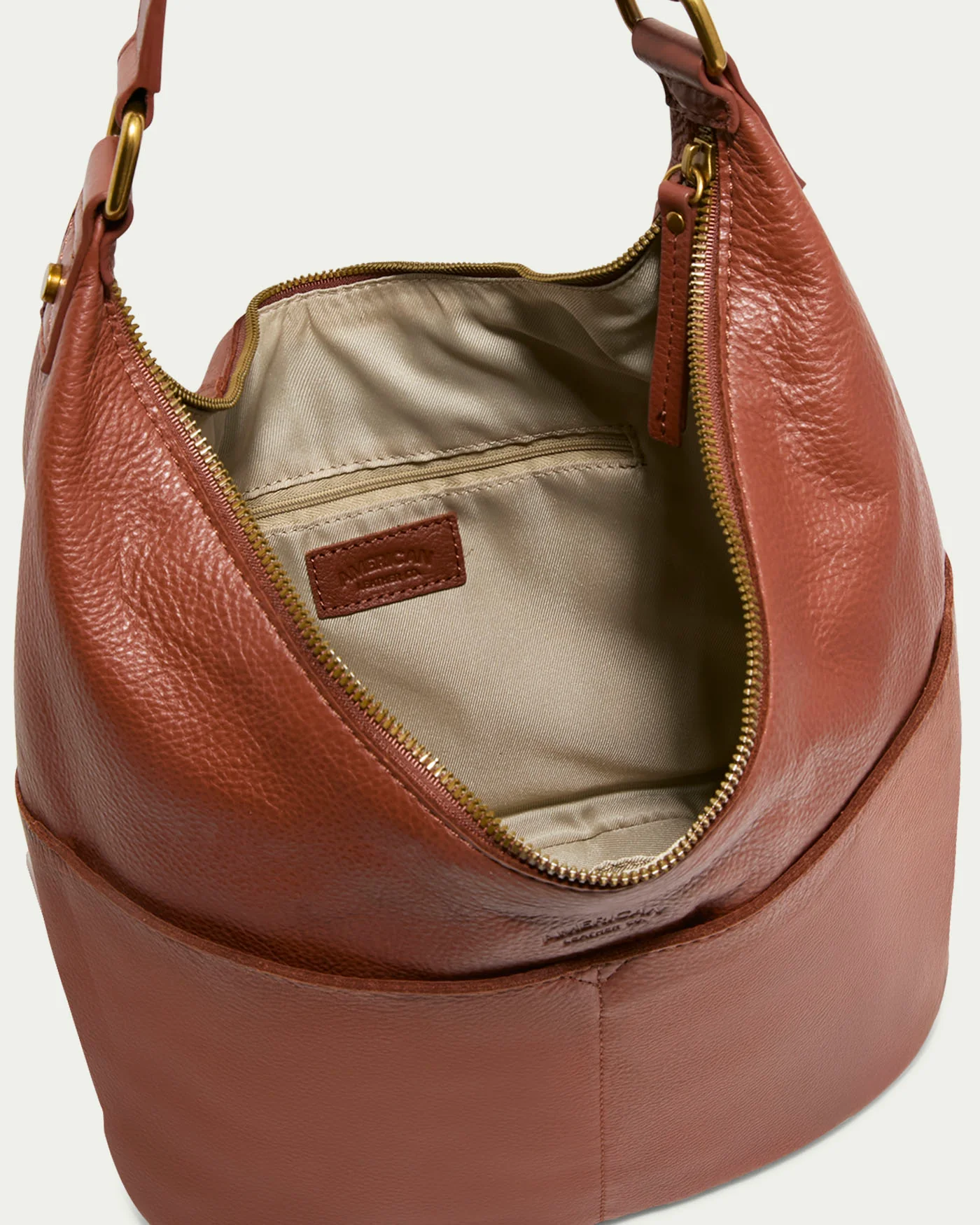 Carrie Hobo - Image 18