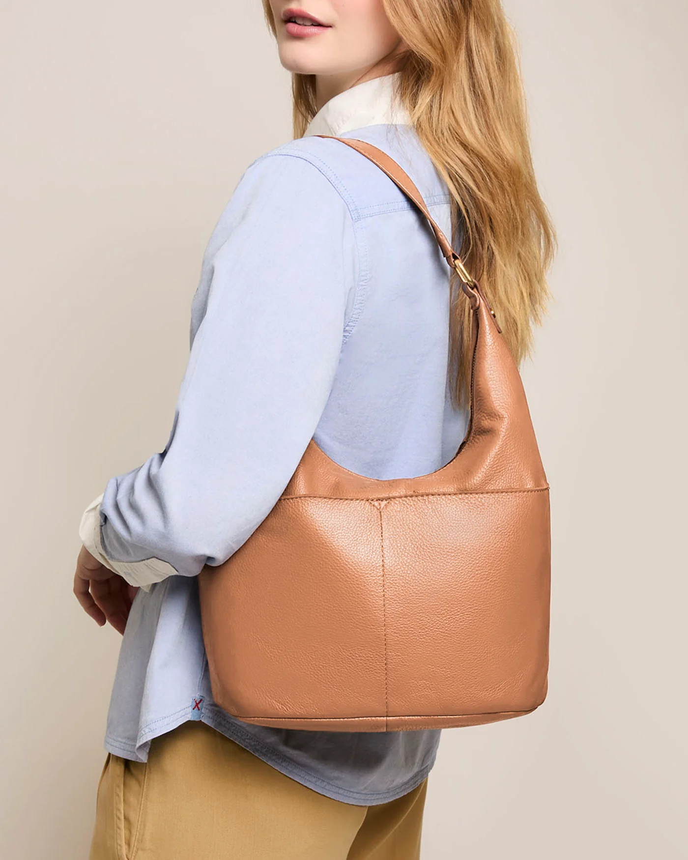 Carrie Hobo - Image 29