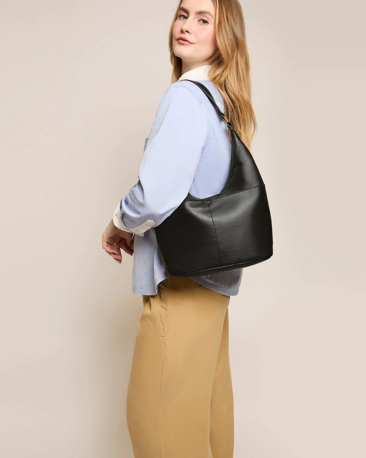 Carrie Hobo - Image 8