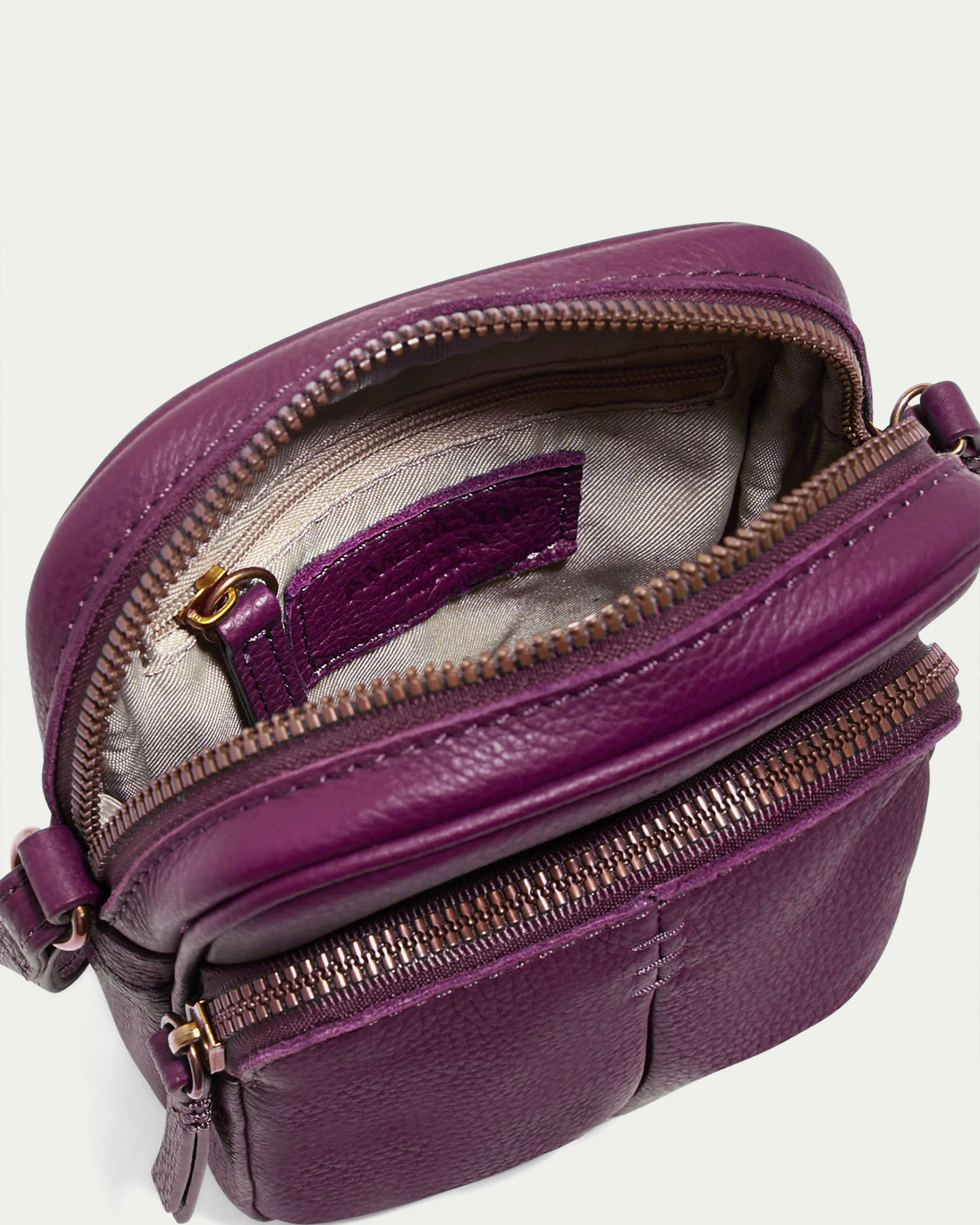 Cleveland Crossbody - Image 12