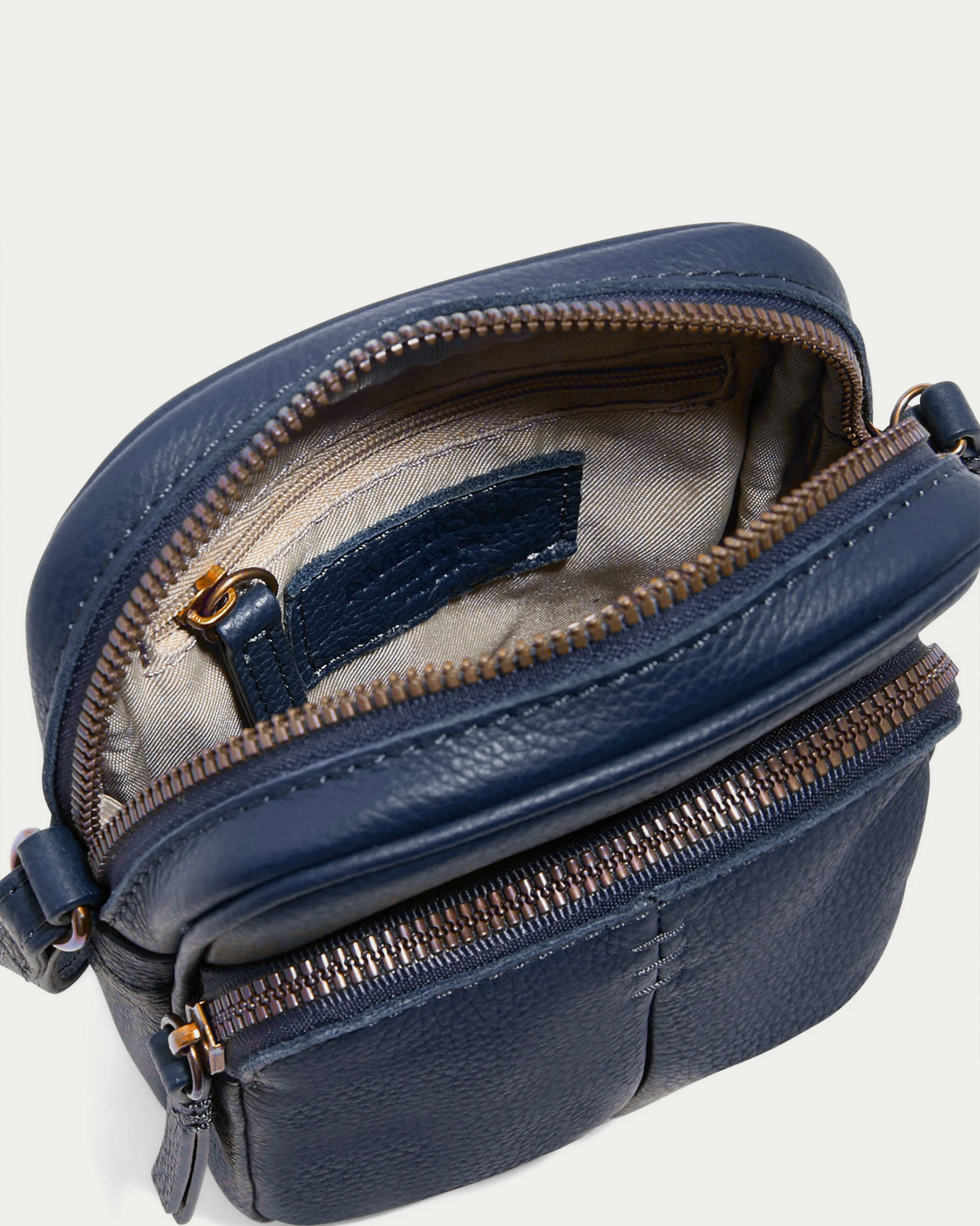 Cleveland Crossbody - Image 32