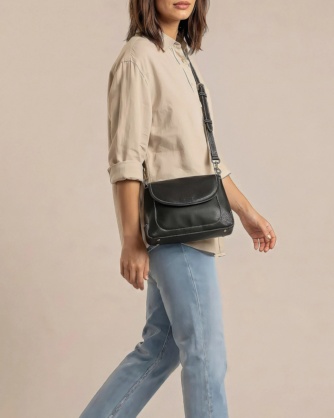 Ellis Crossbody - Image 6
