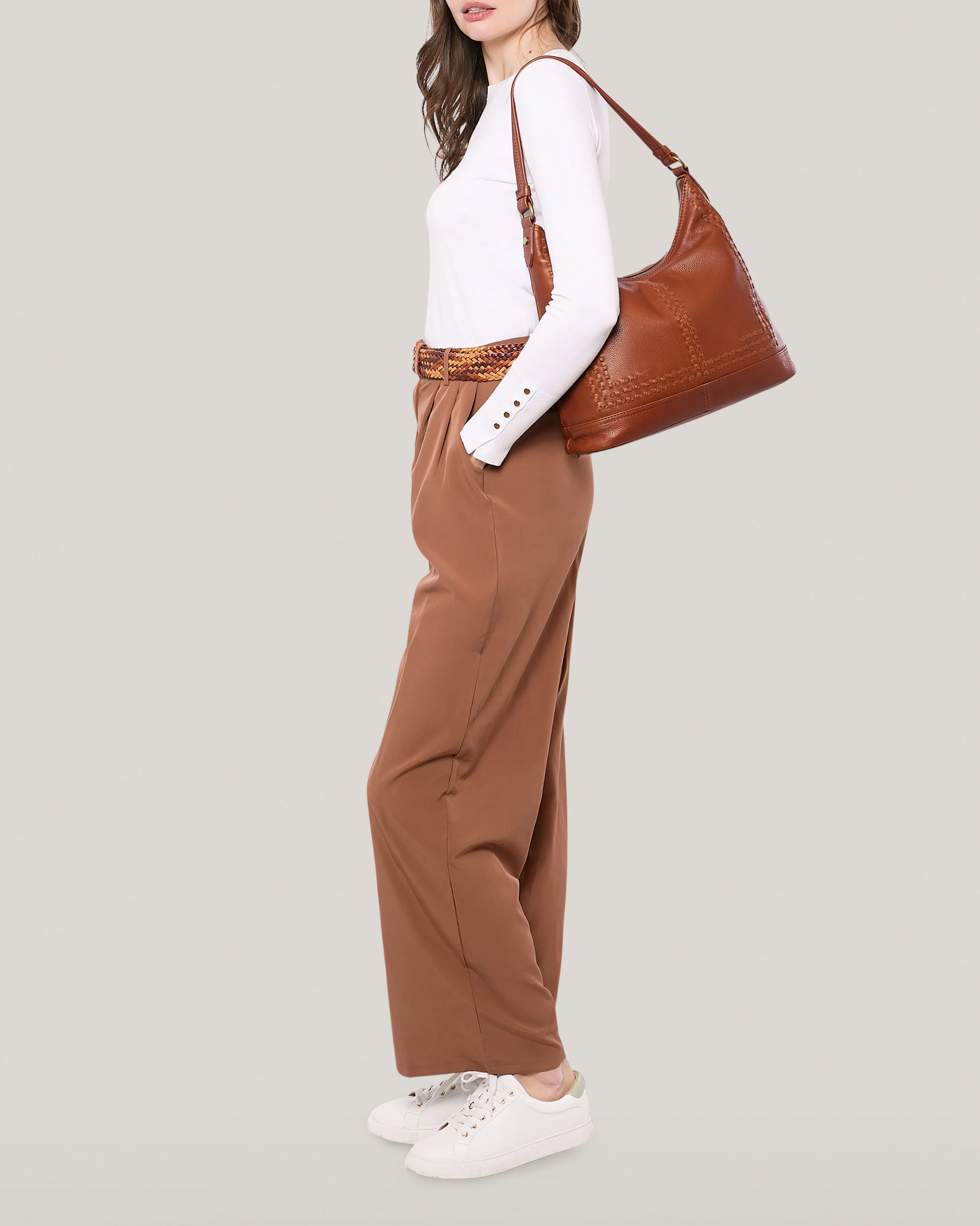 Evelyn Hobo - Image 17