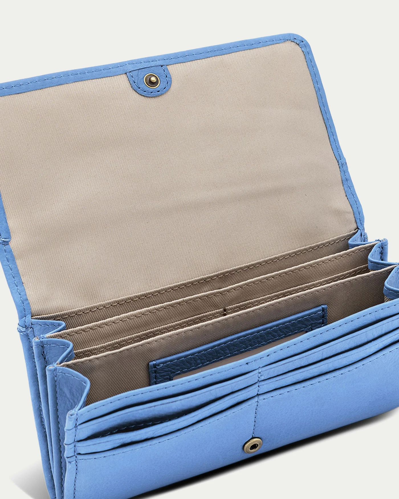 Hickory Bifold Wallet - Image 36