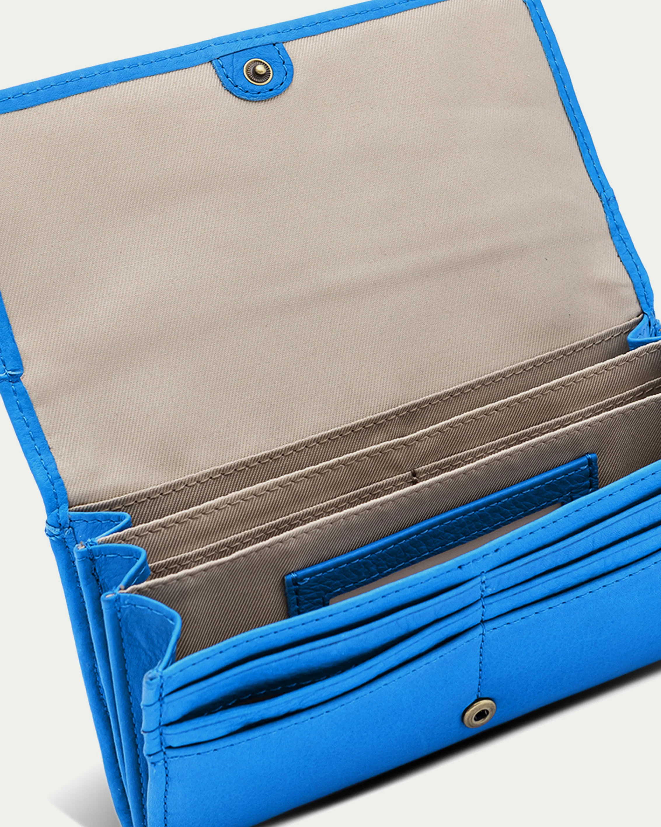 Hickory Bifold Wallet - Image 3