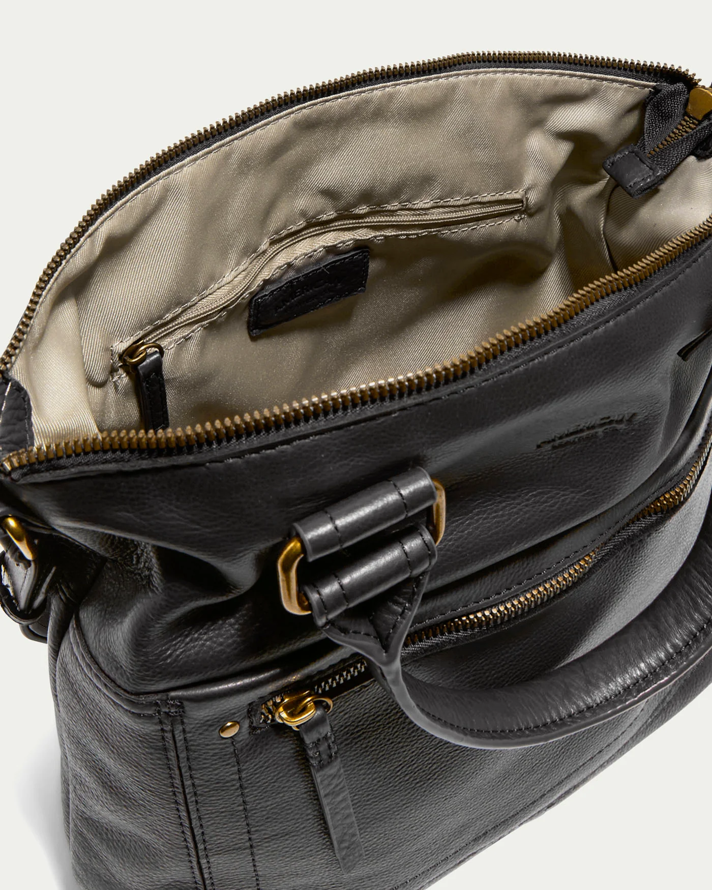 Jamestown Tote - Image 30