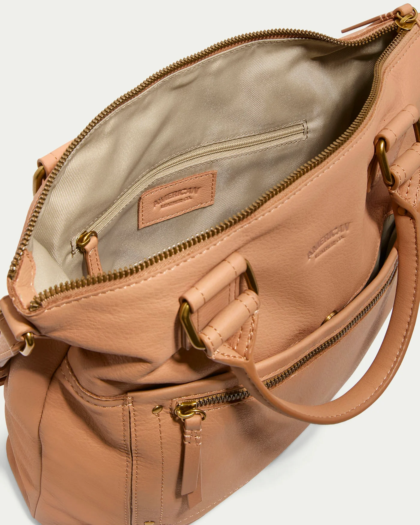 Jamestown Tote - Image 35