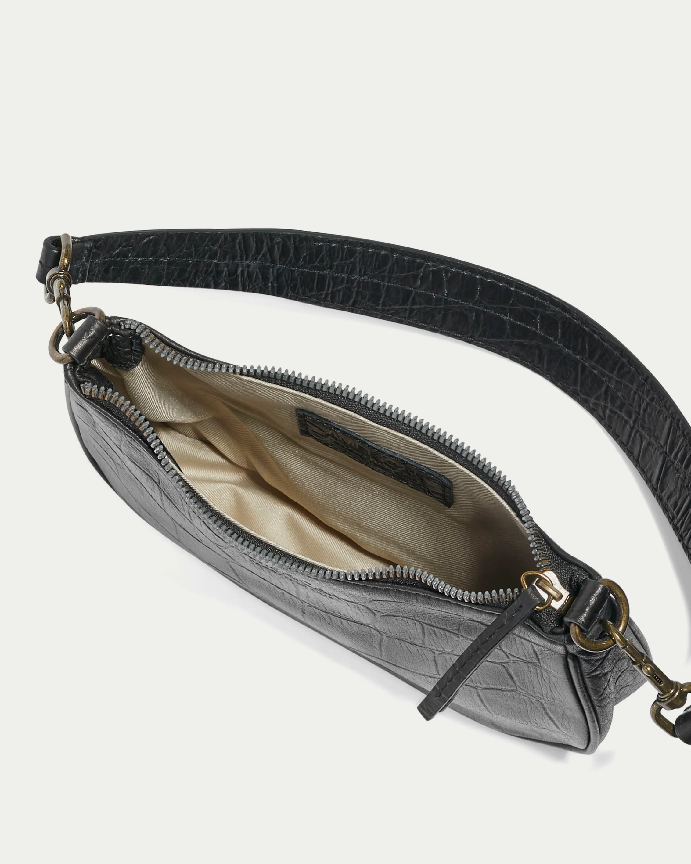 Julia Baguette - Image 3