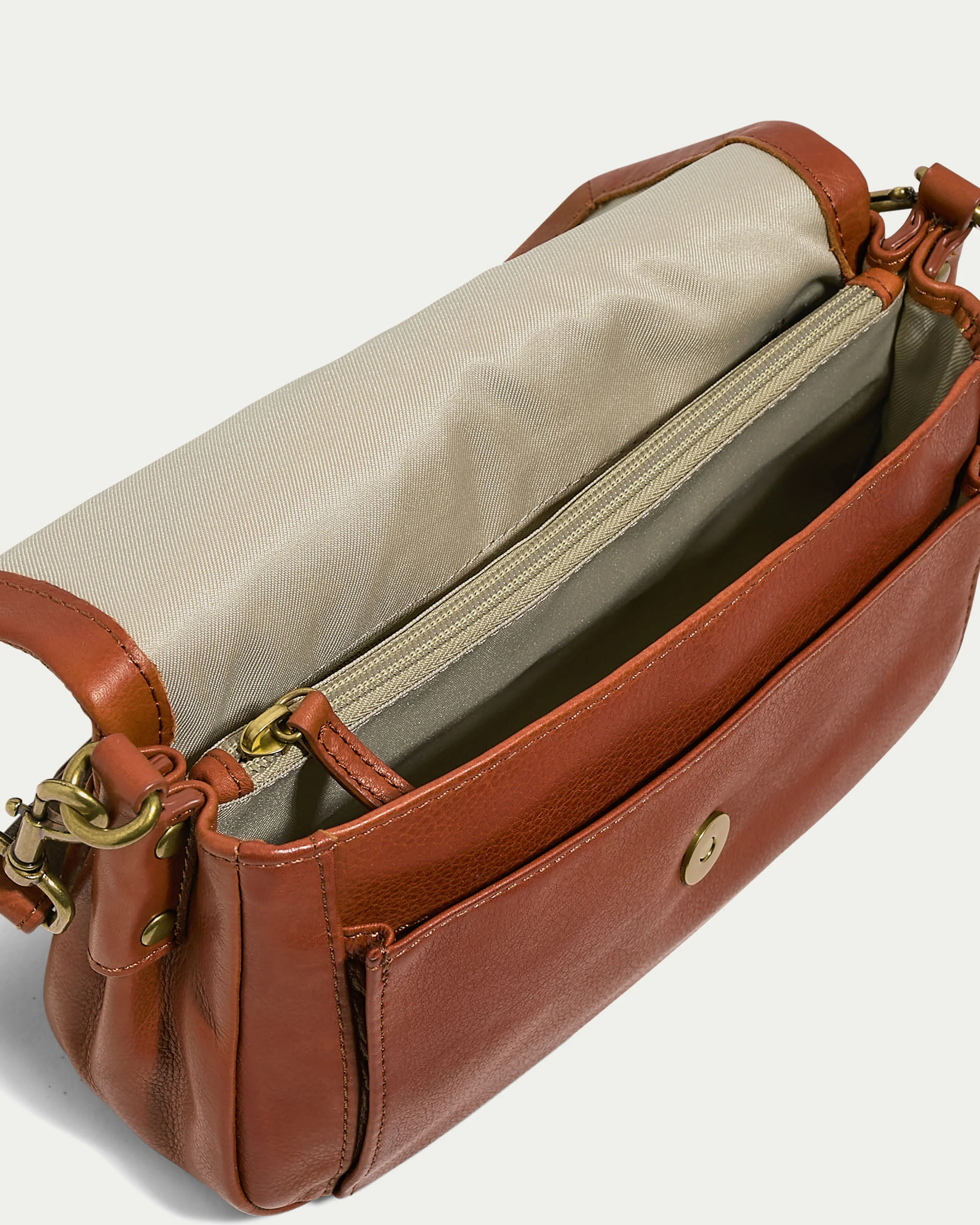 Mohegan Crossbody - Image 3