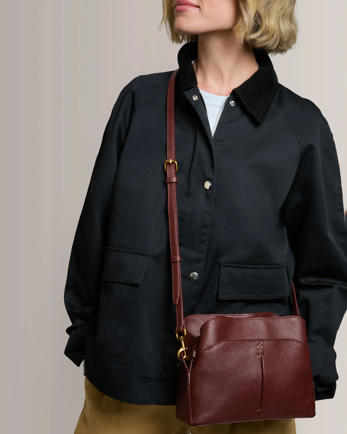 Tulip Large Triple Entry Crossbody - Image 2