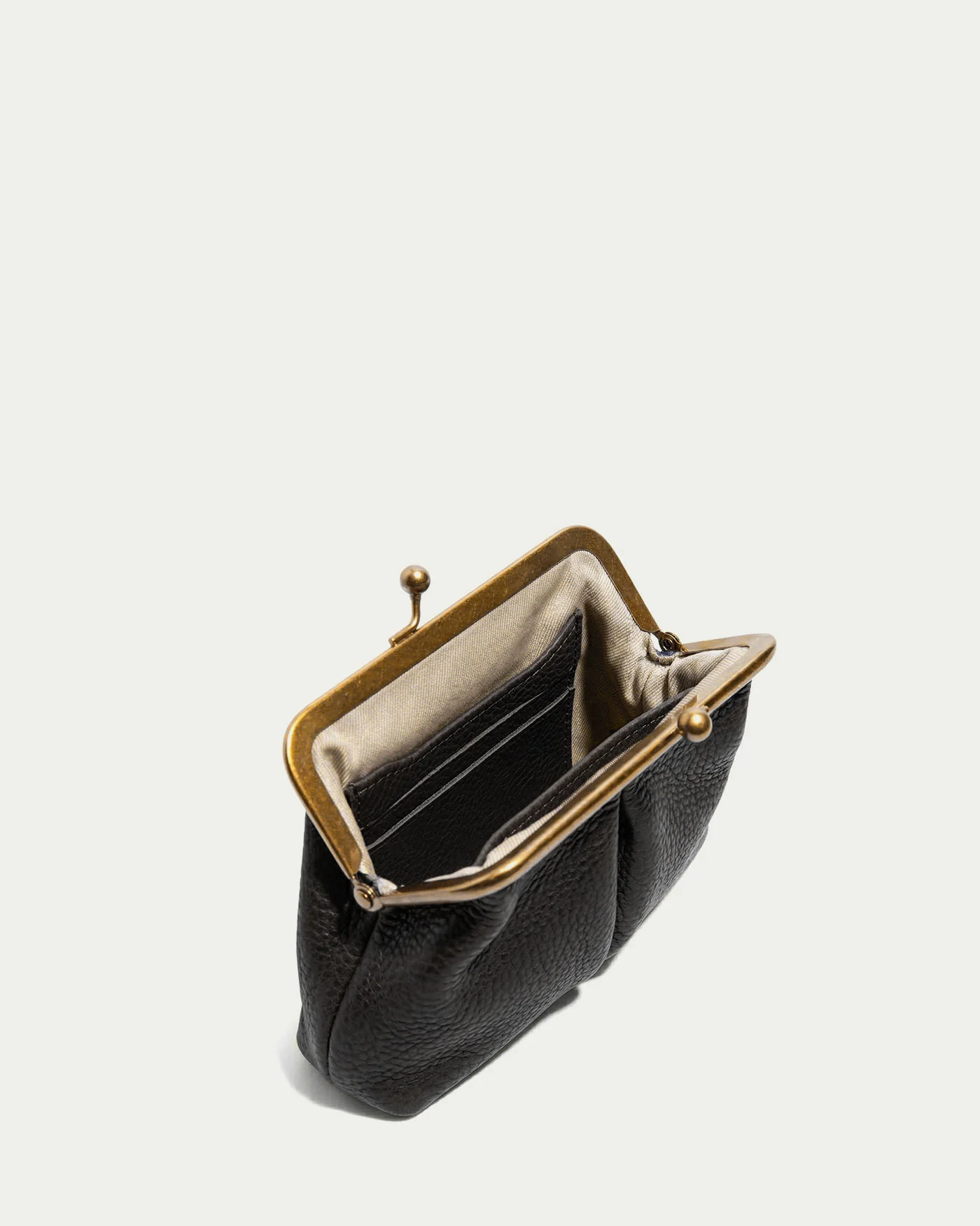 Wolfe Kisslock Wallet - Image 9